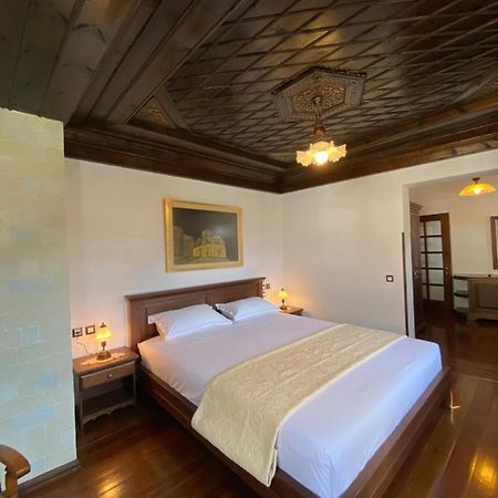 Boutique Hotel Muzaka بيرات المظهر الخارجي الصورة