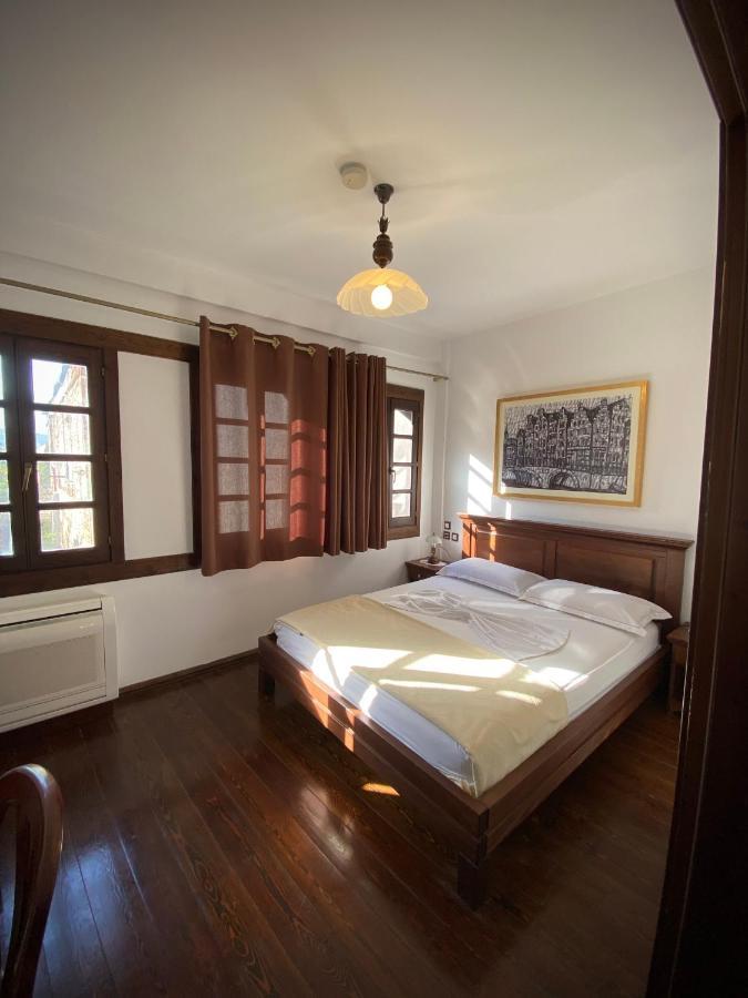 Boutique Hotel Muzaka بيرات المظهر الخارجي الصورة