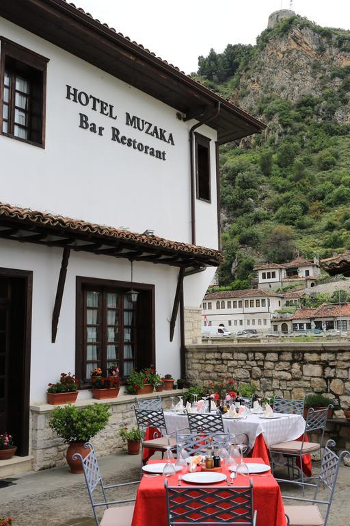 Boutique Hotel Muzaka بيرات المظهر الخارجي الصورة